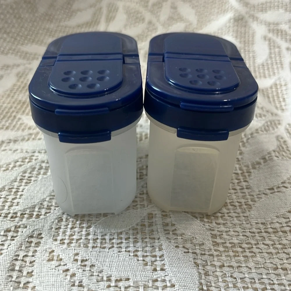Tupperware Modular‎ Mates Dark Blue Spice Shakers Containers Set of 8